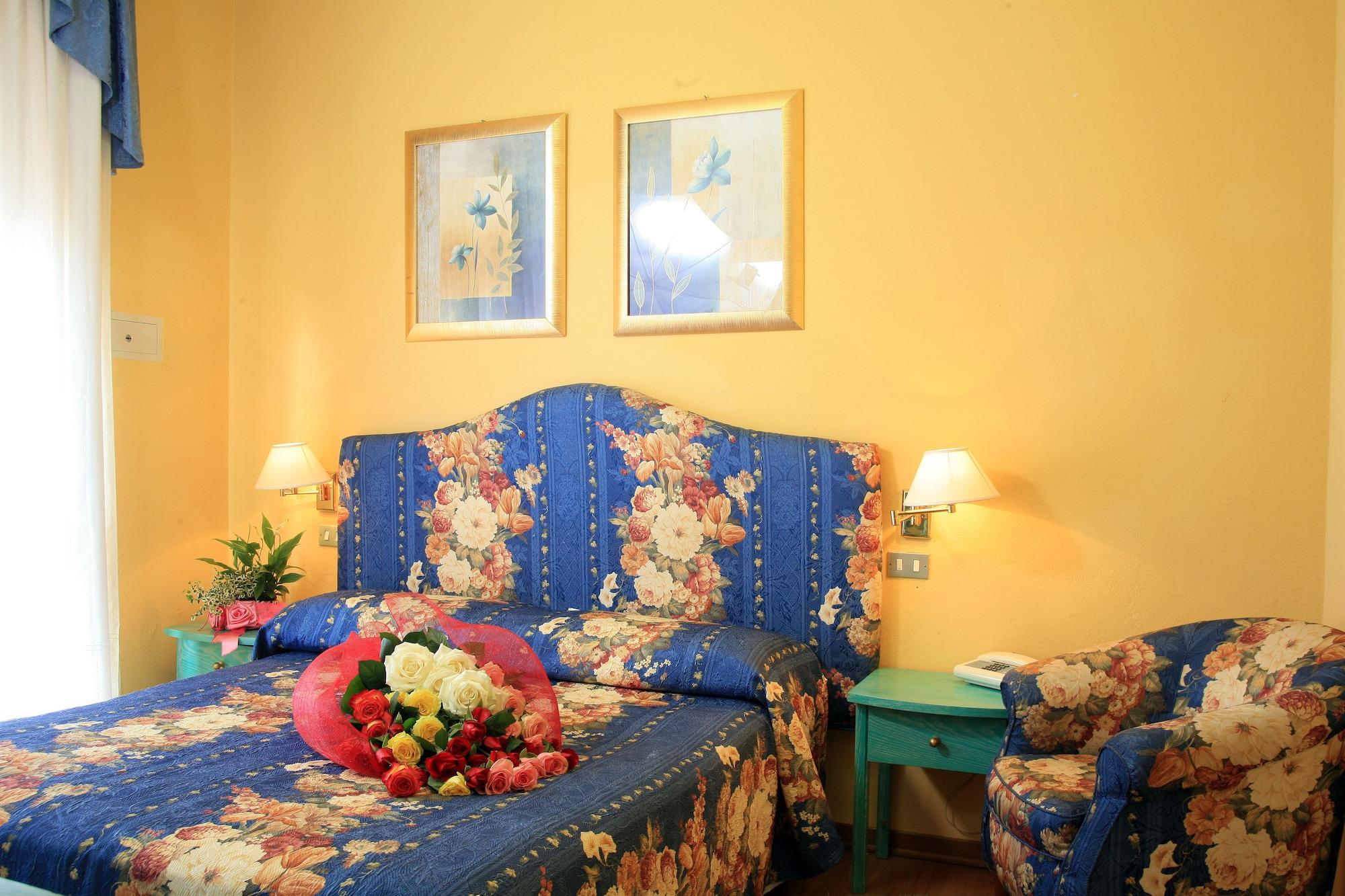 Hotel Nuovo Savi مونتيكاتيني تيرمي المظهر الخارجي الصورة