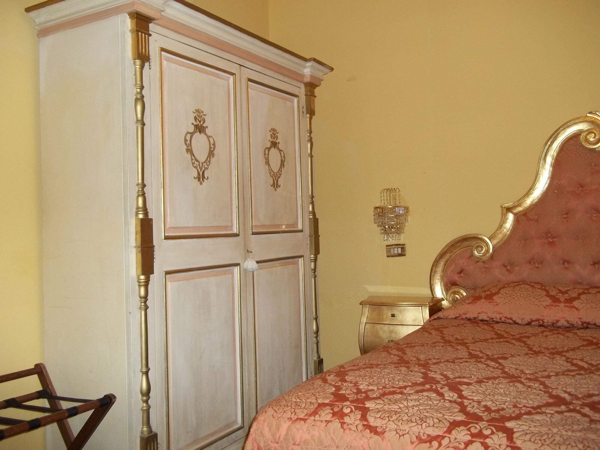 Hotel Nuovo Savi مونتيكاتيني تيرمي المظهر الخارجي الصورة