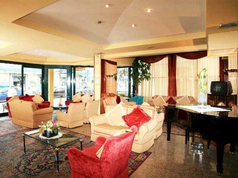 Hotel Nuovo Savi مونتيكاتيني تيرمي المظهر الخارجي الصورة